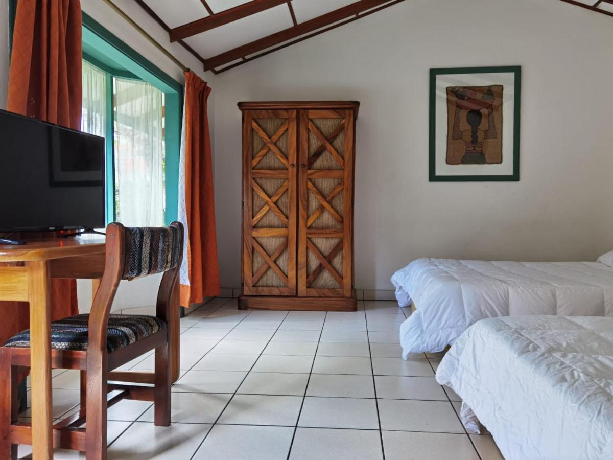Hotel Bristol Aeropuerto Ánimas エクステリア 写真