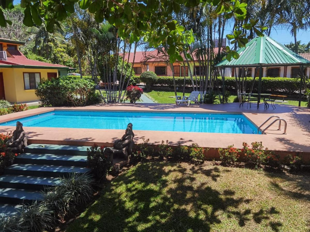 Hotel Bristol Aeropuerto Ánimas エクステリア 写真