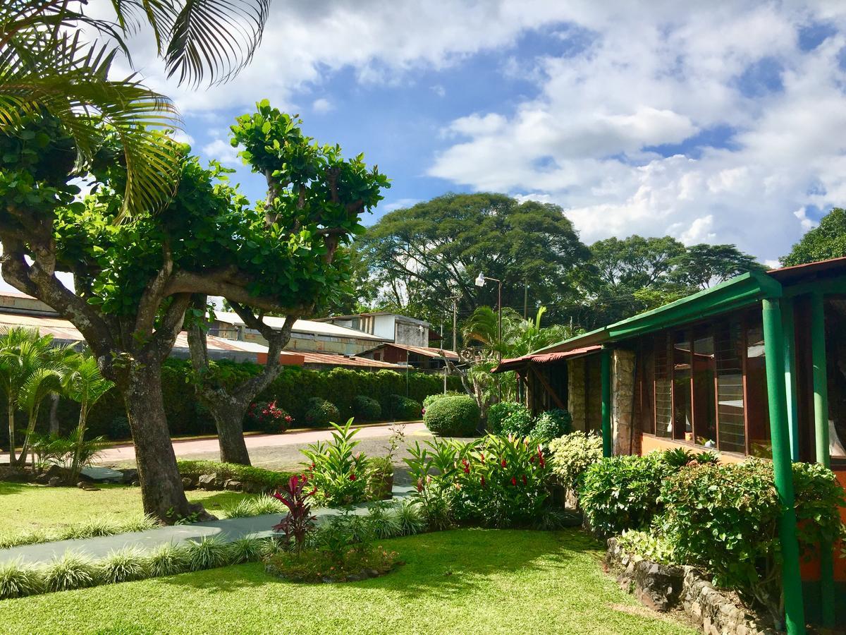 Hotel Bristol Aeropuerto Ánimas エクステリア 写真